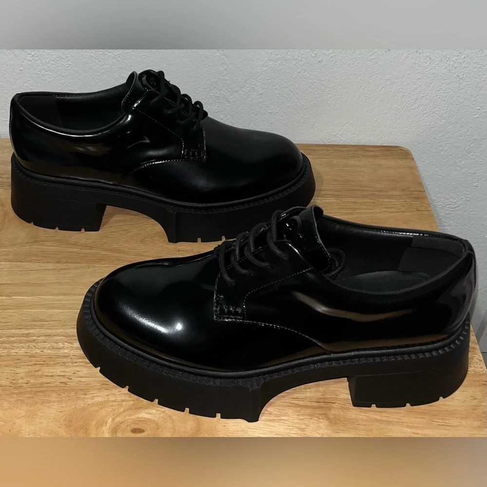 NWOB Coach Black Patent Leather Lyla Platform Derby Oxford Women’s Shoes Sz 9B